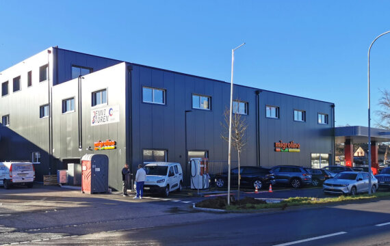 Neubau Wohn- und Gewerbebau mit Tankstelle, Muri