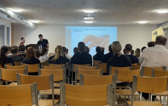 Berufserkundungstage bei der Erni Gruppe