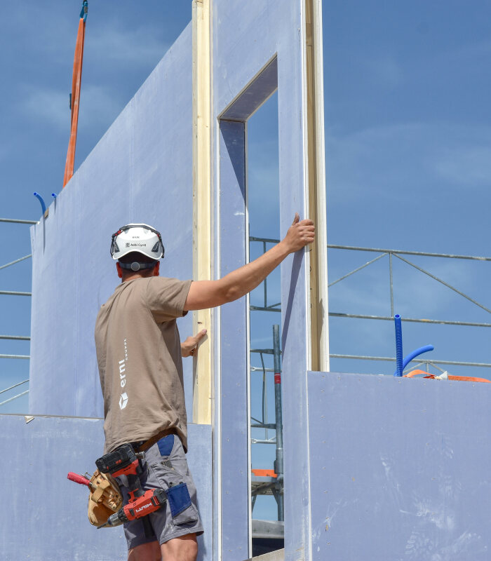 Mitarbeiter Erni Bau 24 07